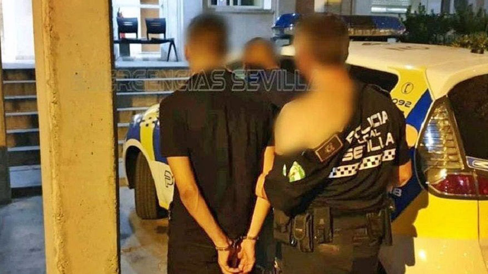tapa policias fiesta