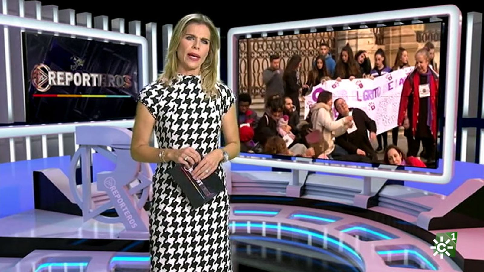 Los Reporteros tapa televisión a la carta