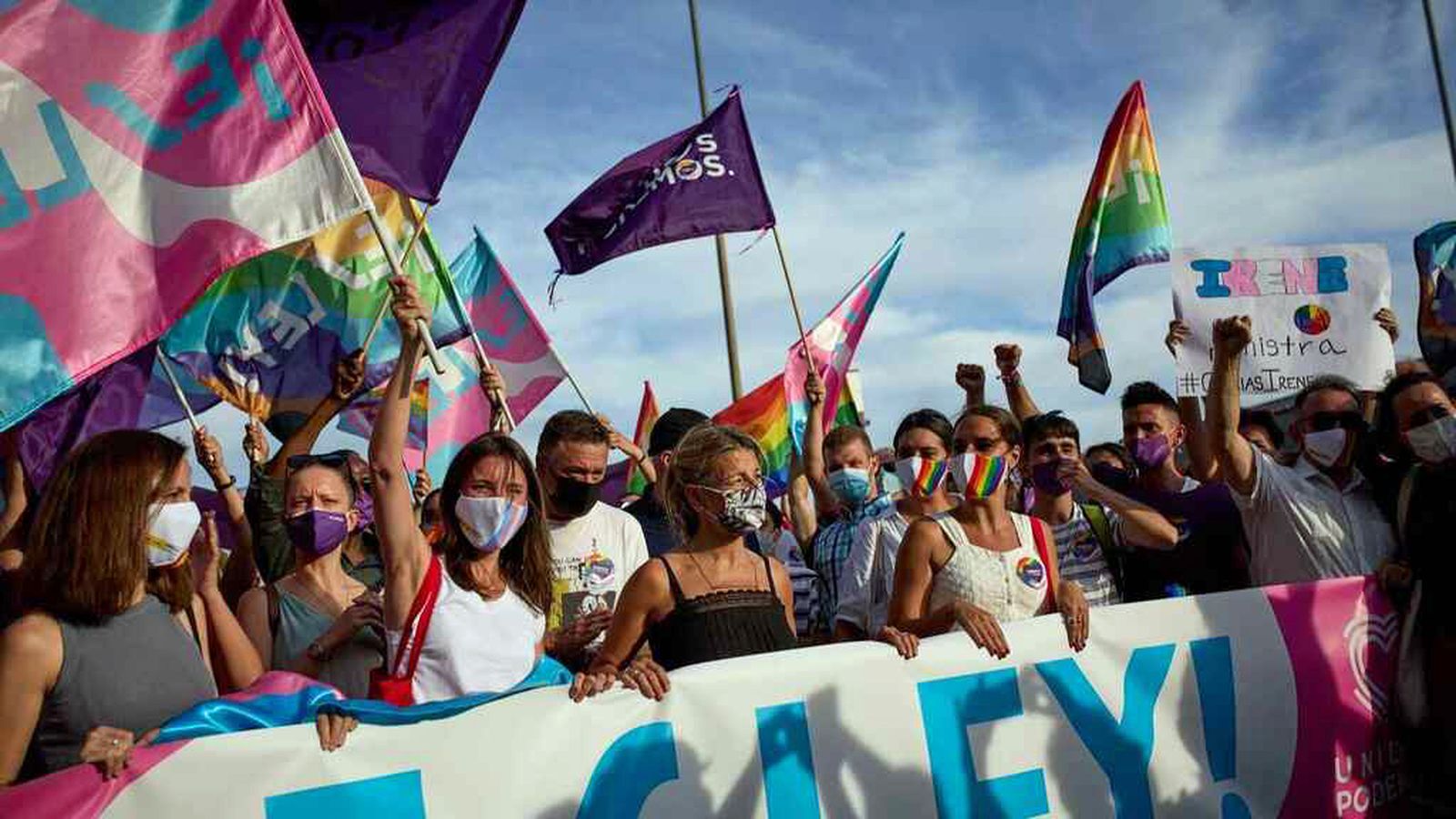 foto ministras orgullo