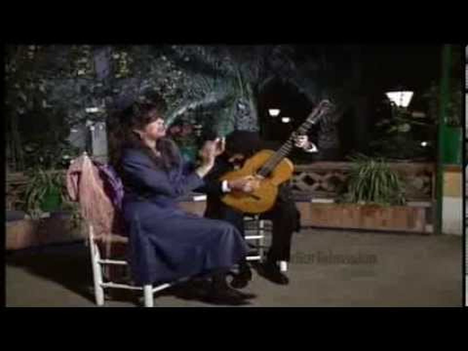 Lole y Manuel cantan "Vente conmigo"