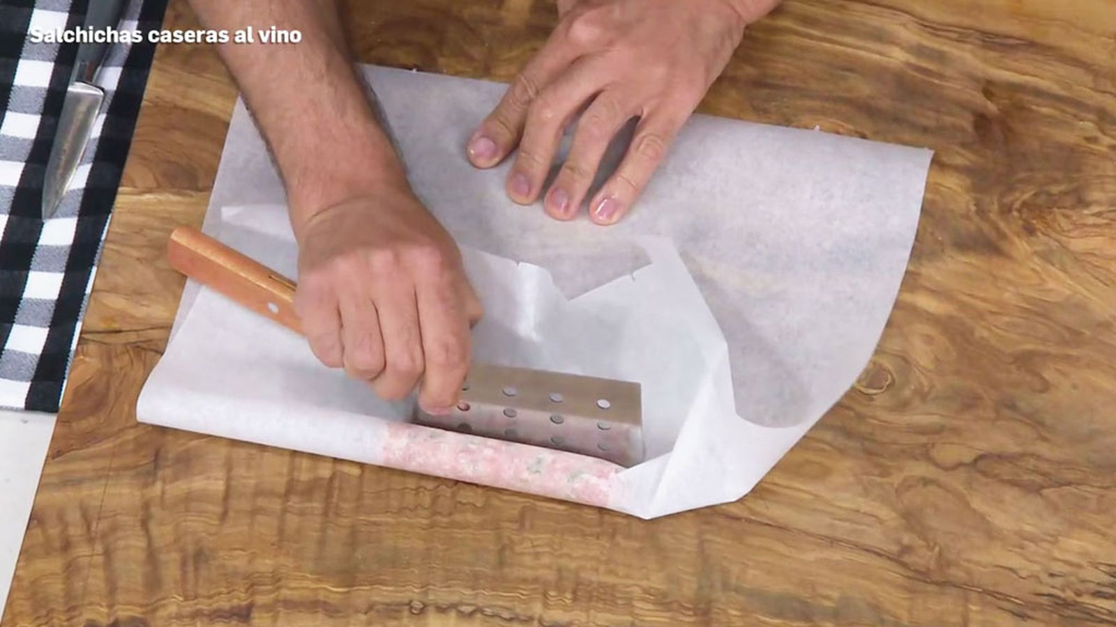 Cómo elaborar salchichas caseras perfectas sin tripa