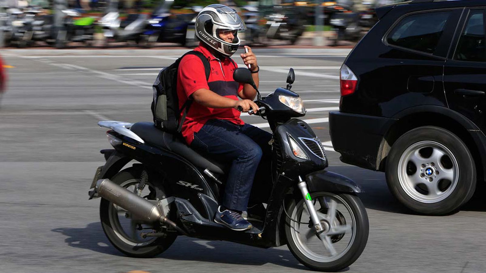 MOTOS