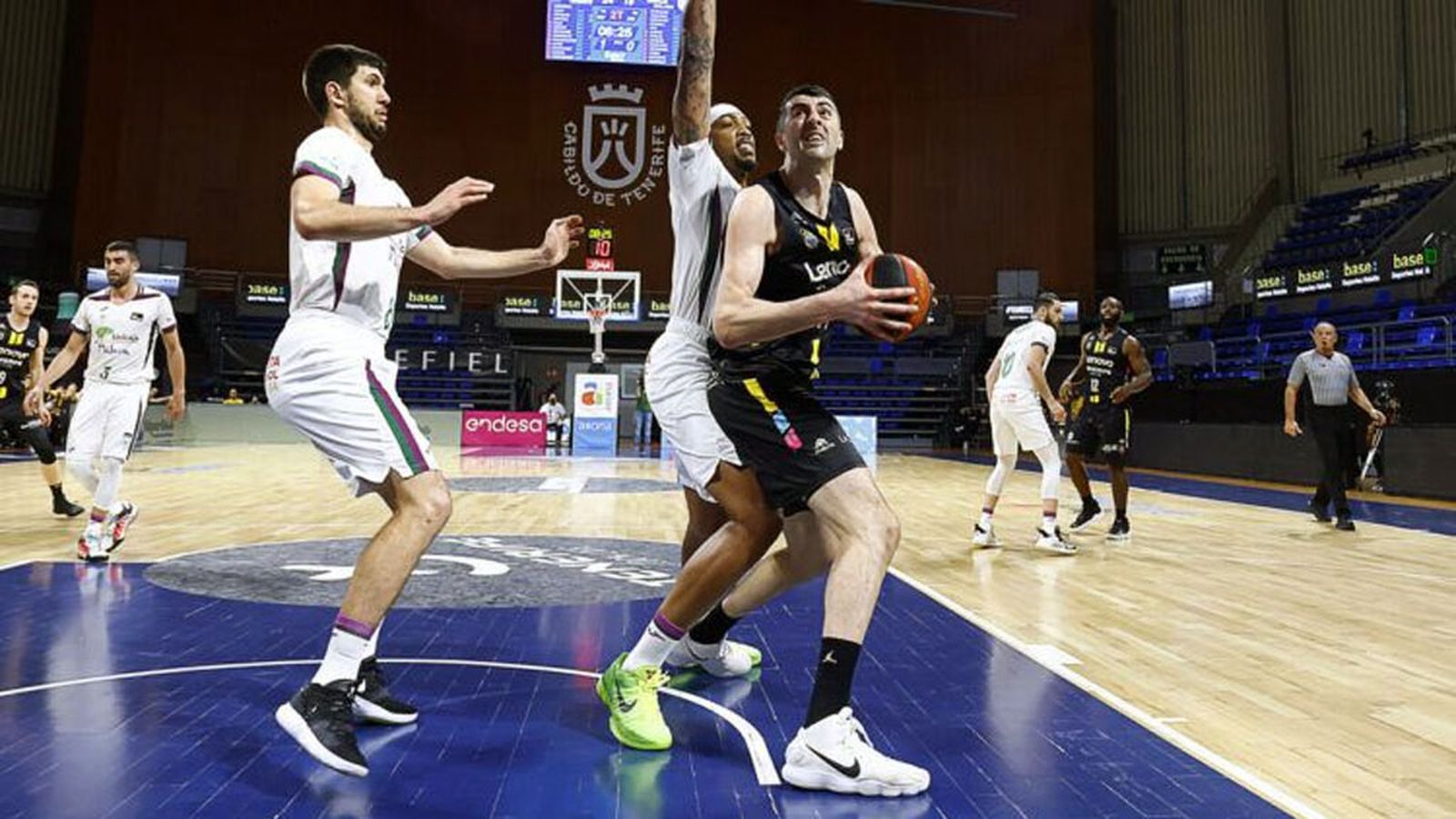 tenerife unicaja baloncesto