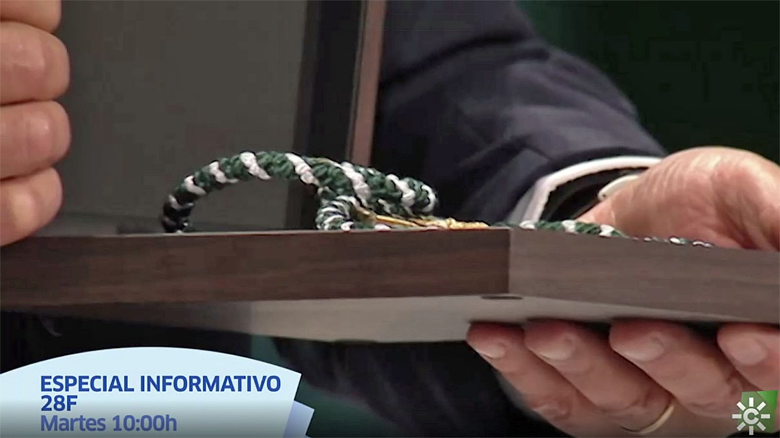 COMUNICACIÓN MEDALLAS INTERIOR