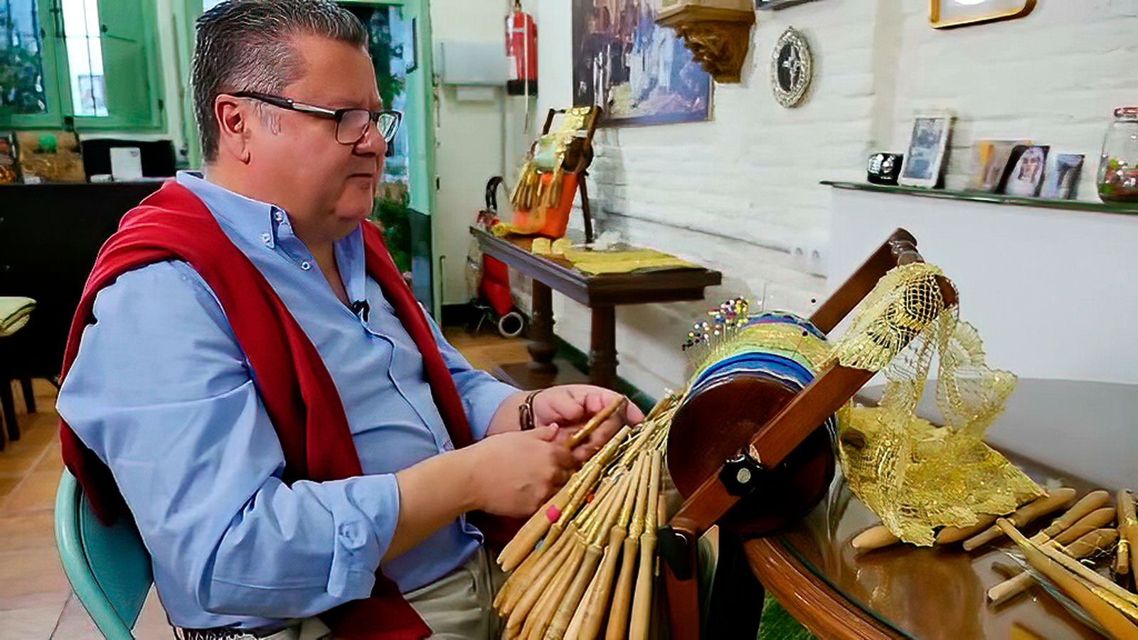 La vuelta del encaje de bolillos al mundo de la moda