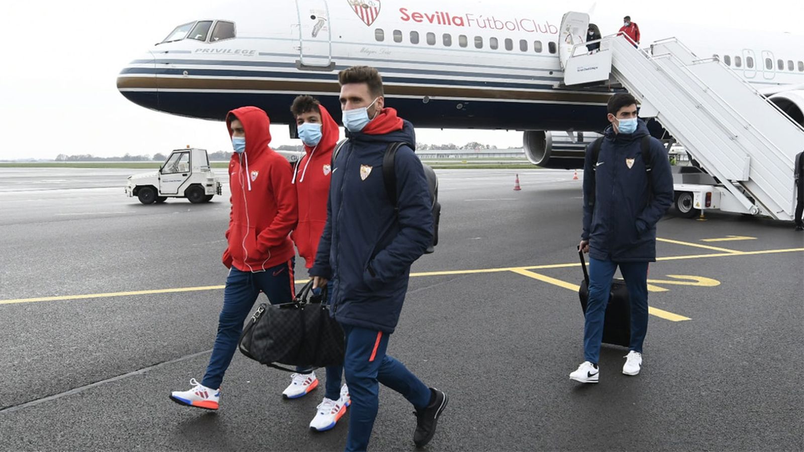 FOTO SEVILLA LLEGA A RENNES (FRANCIA)