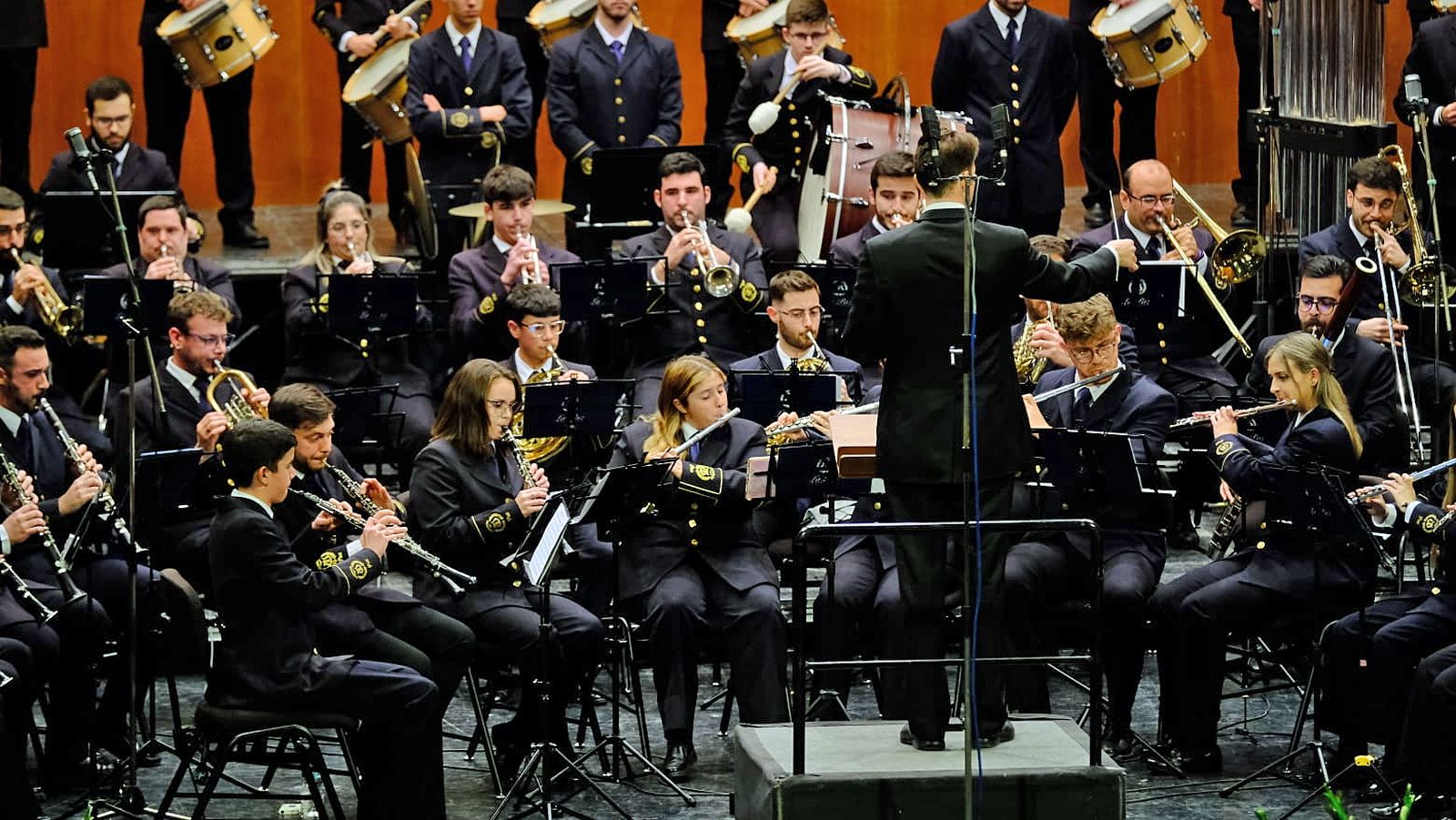 PRIMERA BANDA BAJO PALIO 3