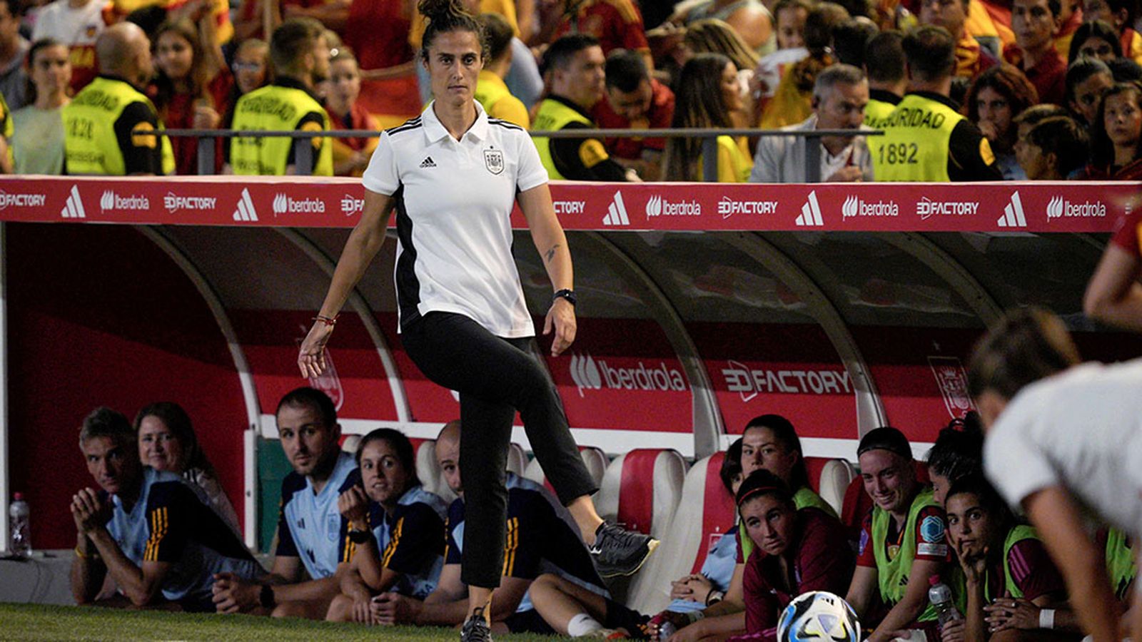 Montse Tomé, entrenadora de la selección femenina