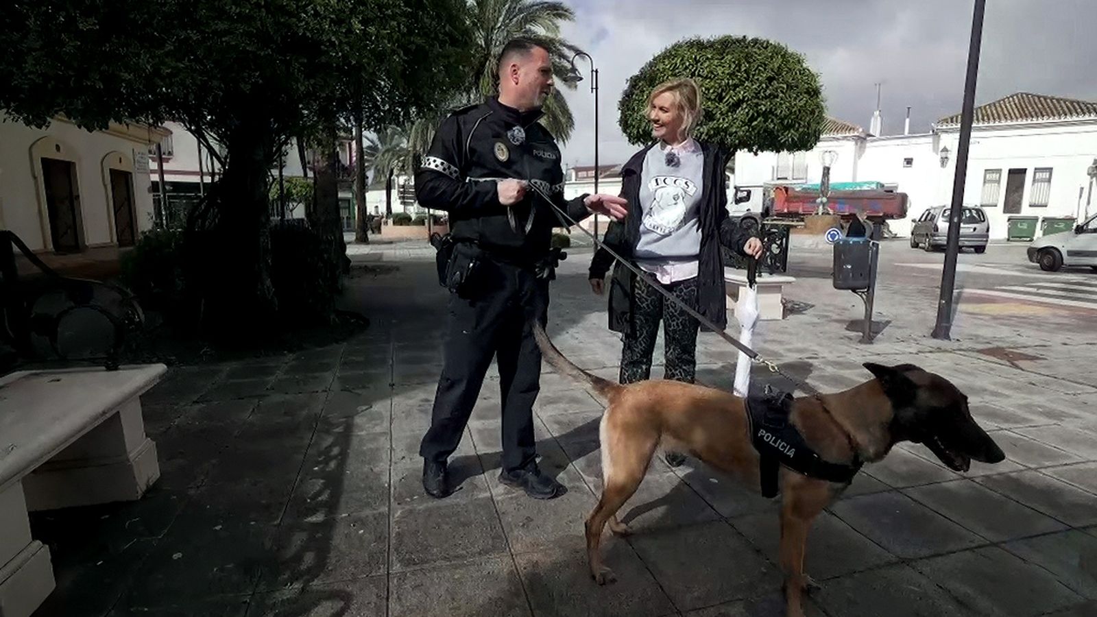 Kira, una perra policía que es toda una autoridad