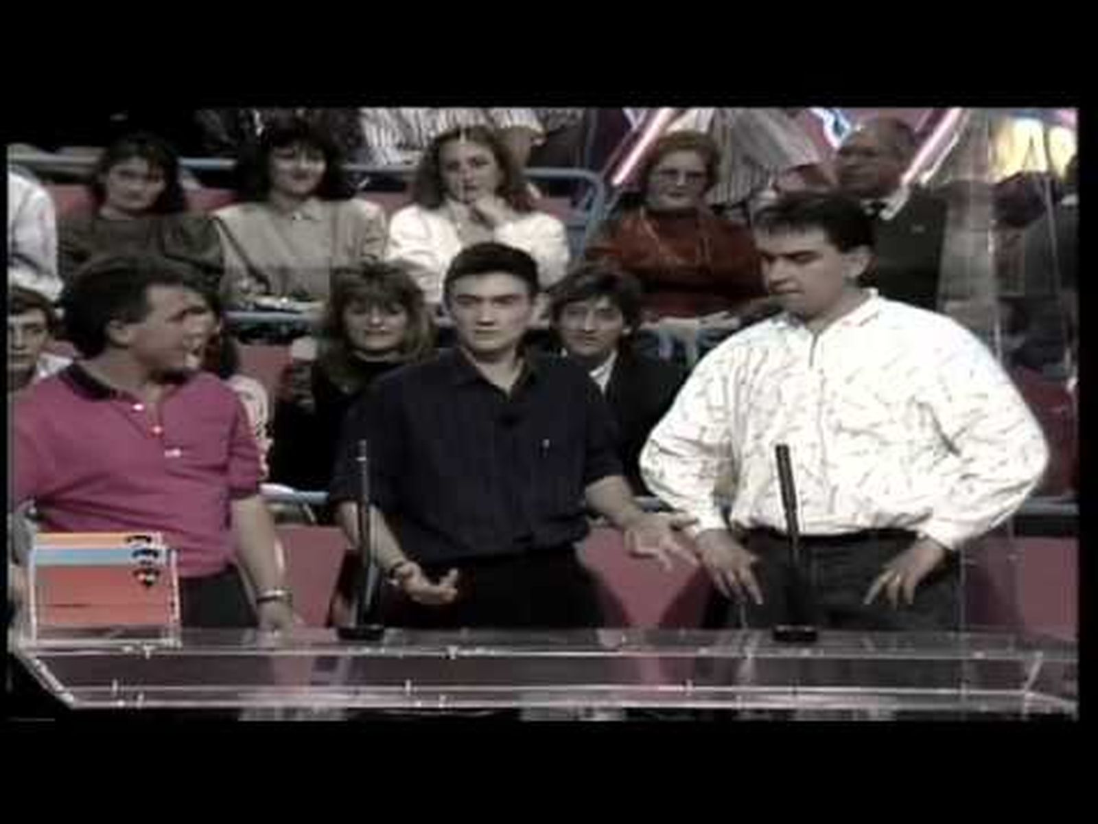 Chistes de "gordos" en "Saque bola" (1989)