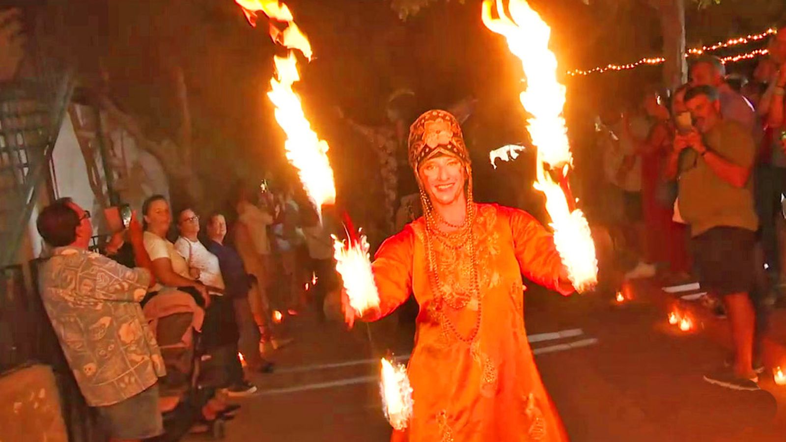 A toda costa 1024x576 bailarina fuego