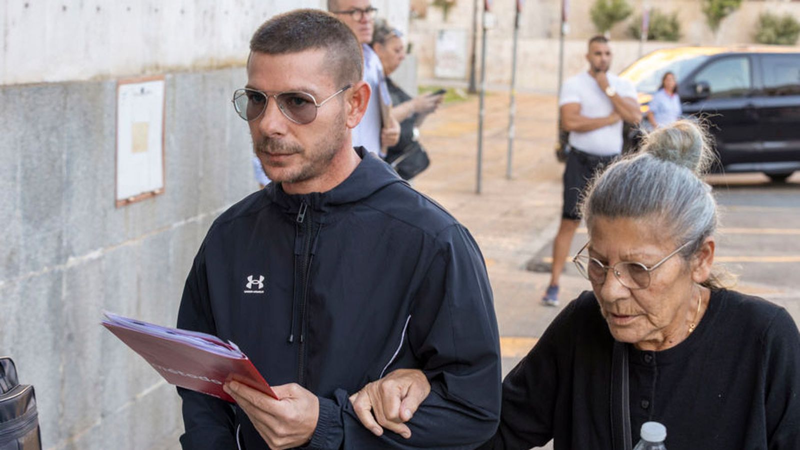 El acusado Luis Moriña, a su llegada a la Audiencia de Huelva