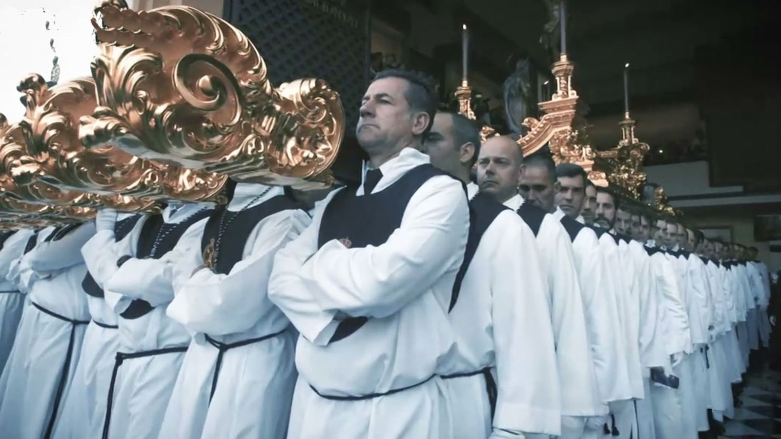 Andalucía en Semana Santa 1024x576 pasos a hombro