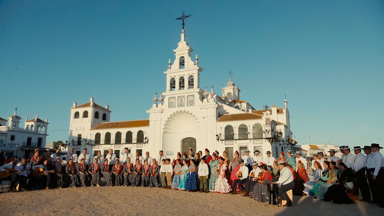 Homenaje musical con los coros de las hermandades rocieras de Huelva y Adamuz