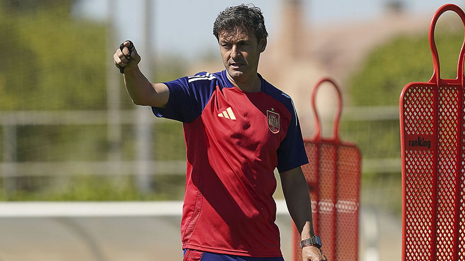 foto Santi Denia, entrenador equipo olímpico de fútbol