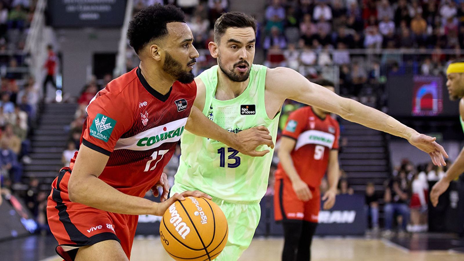El Covirán Granada cae ante el Barcelona