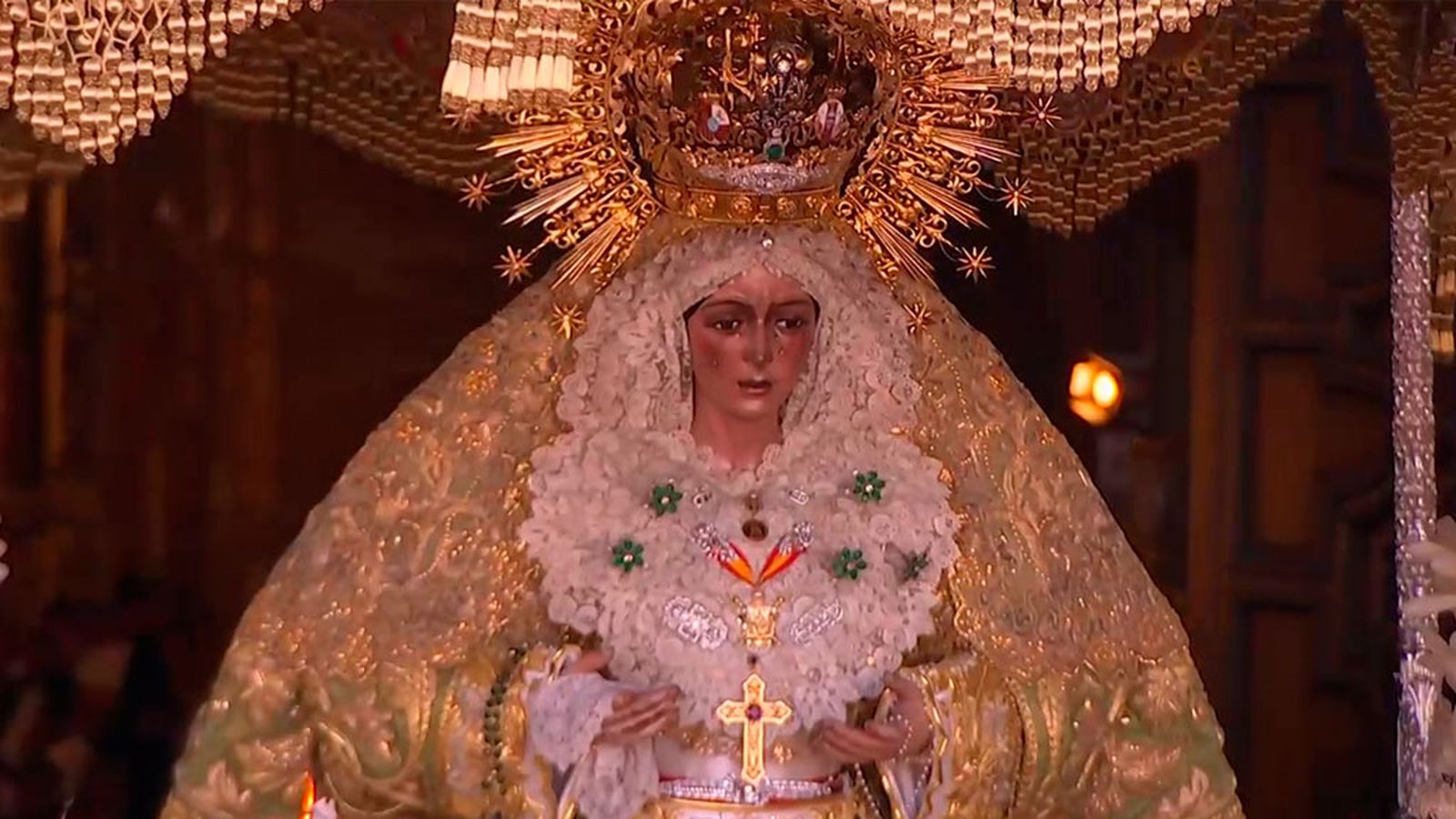 Semana Santa recogida macarena cara 1024x576