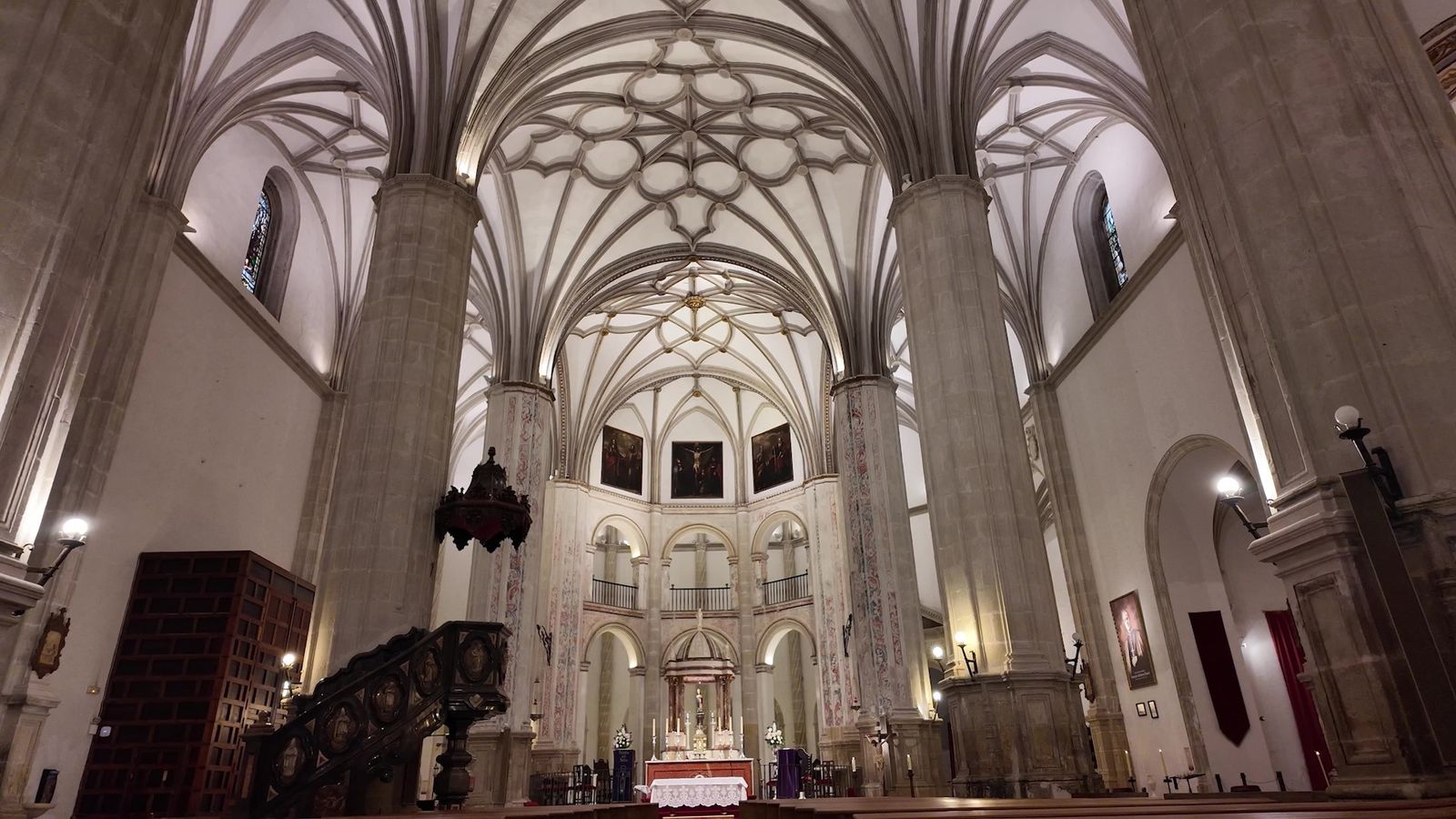 iglesia mayor baza