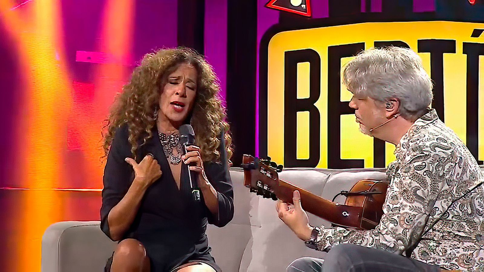 Universo de ley, el disco más difícil de la carrera musical de Rosario Flores
