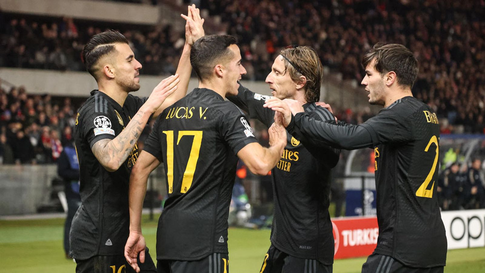 ceballos y Modric Real Madrid