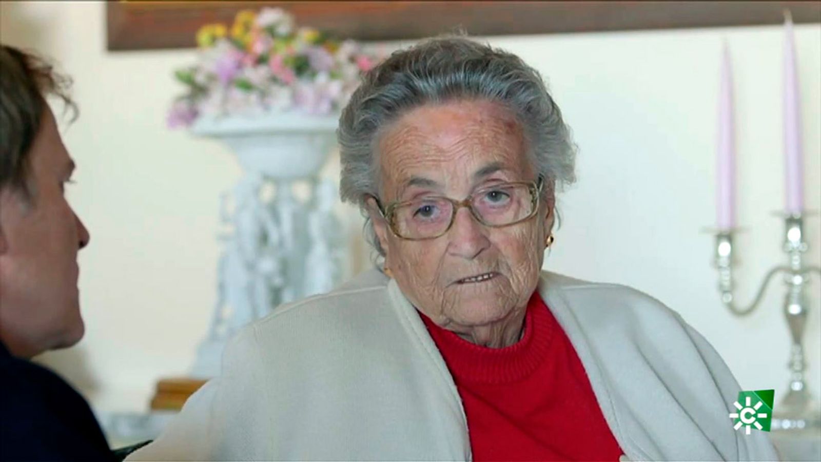 Anita, servicio doméstico, cuidadora y amiga de Marifé, por amor al arte