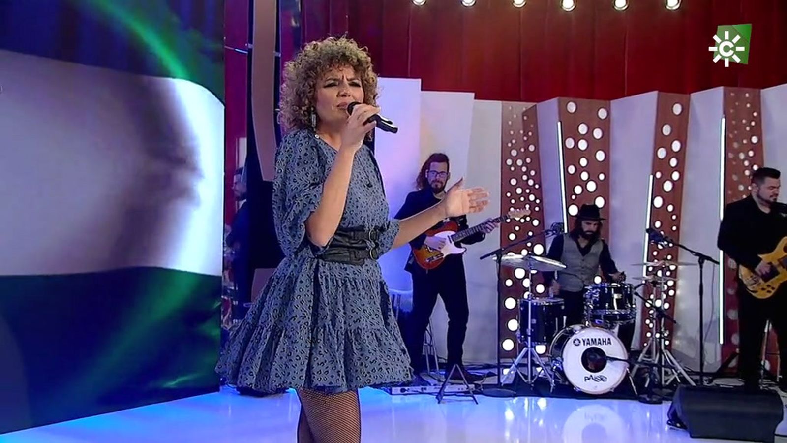 Recordando a Carlos Cano con Verde, blanca y verde