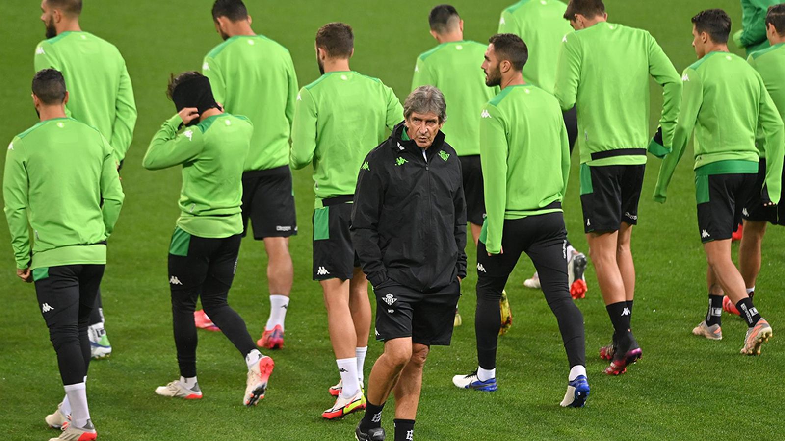 el betis entrena en alemania