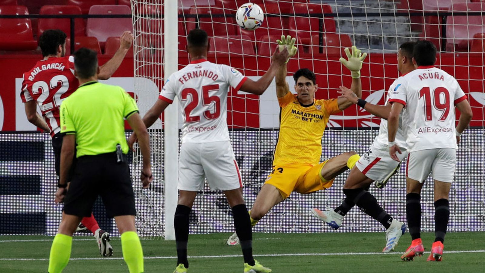 El Sevilla dice adiós a la Liga