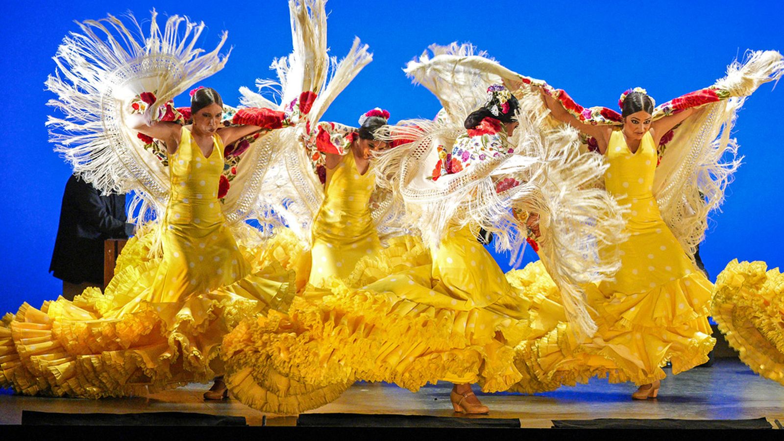 Lleno absoluto en el estreno en España de la suite Tierra bendita del Ballet Flamenco de Andalucía