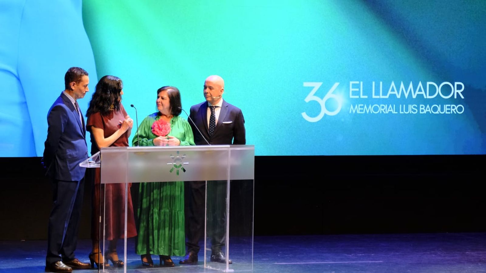 GALA LLAMADOR PRESENTADORES 2
