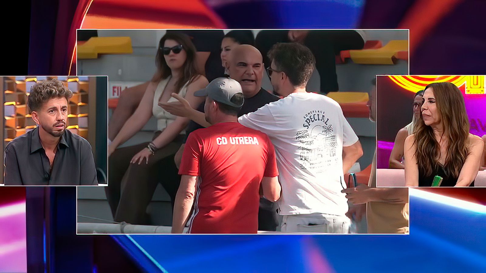 El cantante Juanlu Montoya planta cara a la violencia en un campo de fútbol