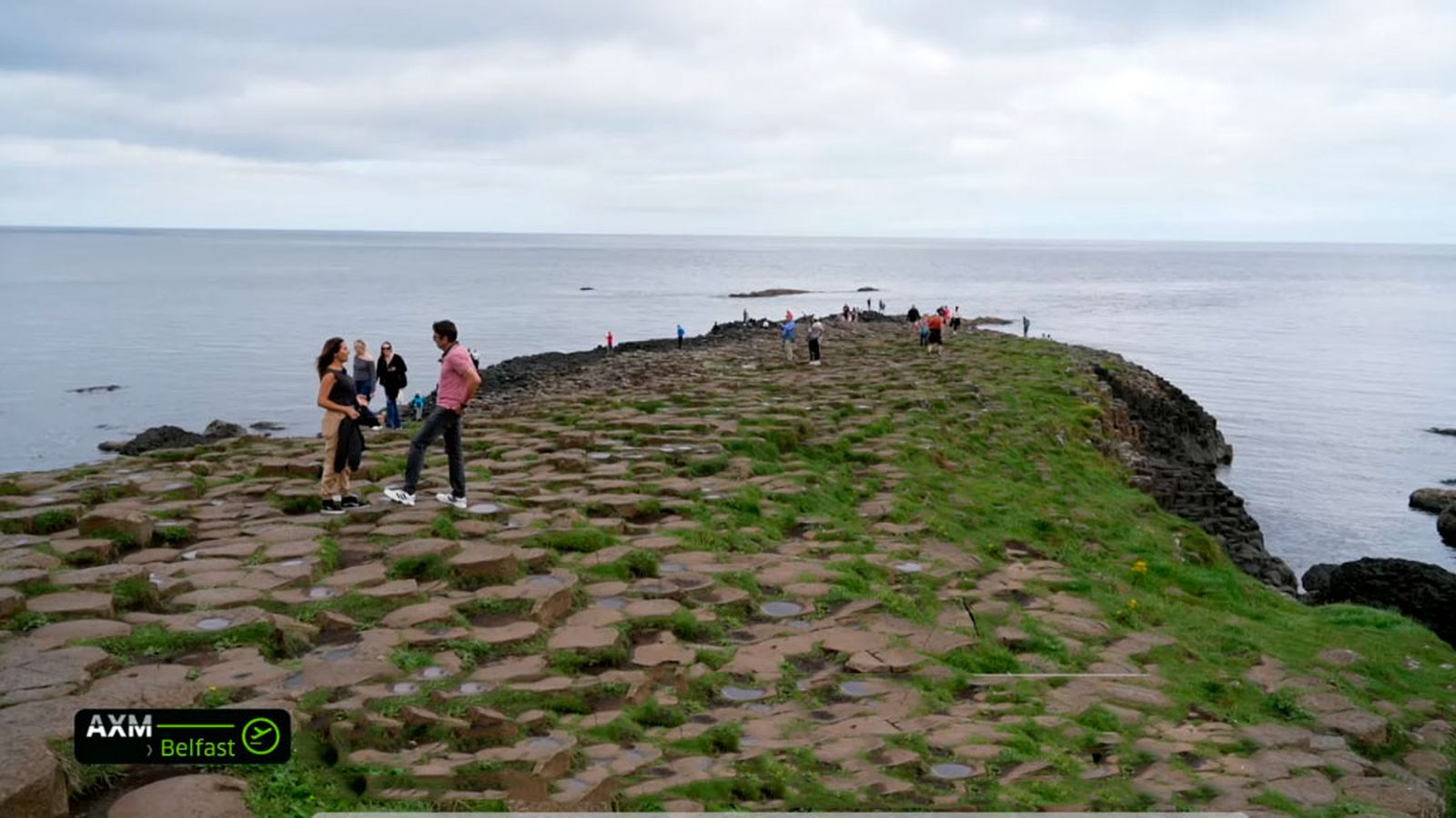 El sevillano José Manuel nos recibe en la espectacular Calzada del Gigante, una maravilla natural en Belfast