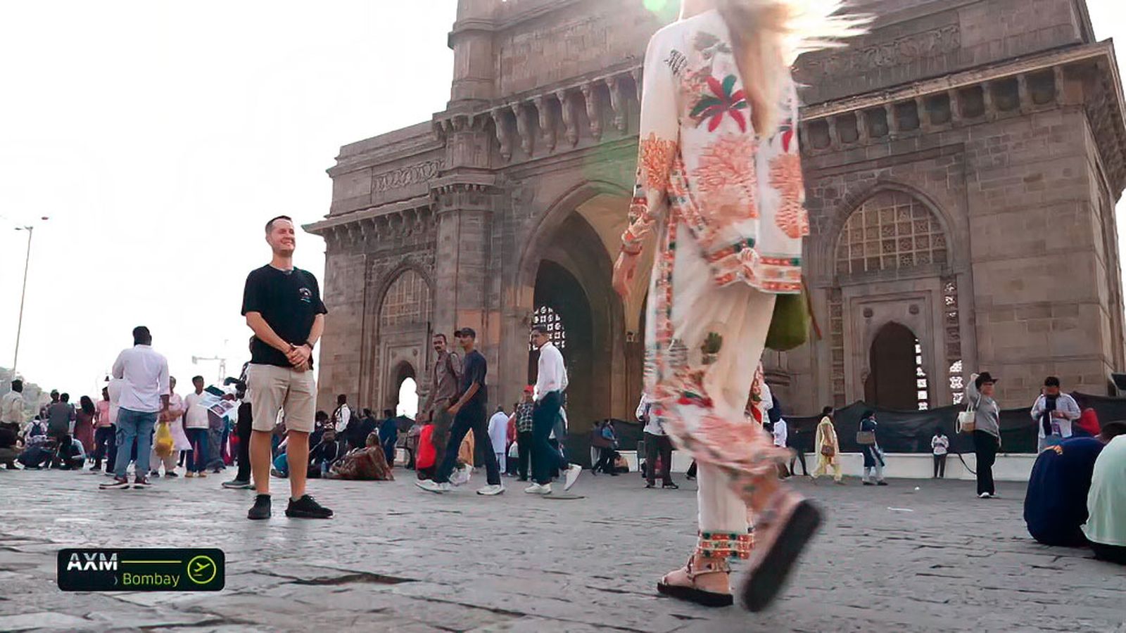 Descubrimos junto al gaditano Álvaro la Puerta de la India, en Bombay, uno de sus monumentos más icónicos