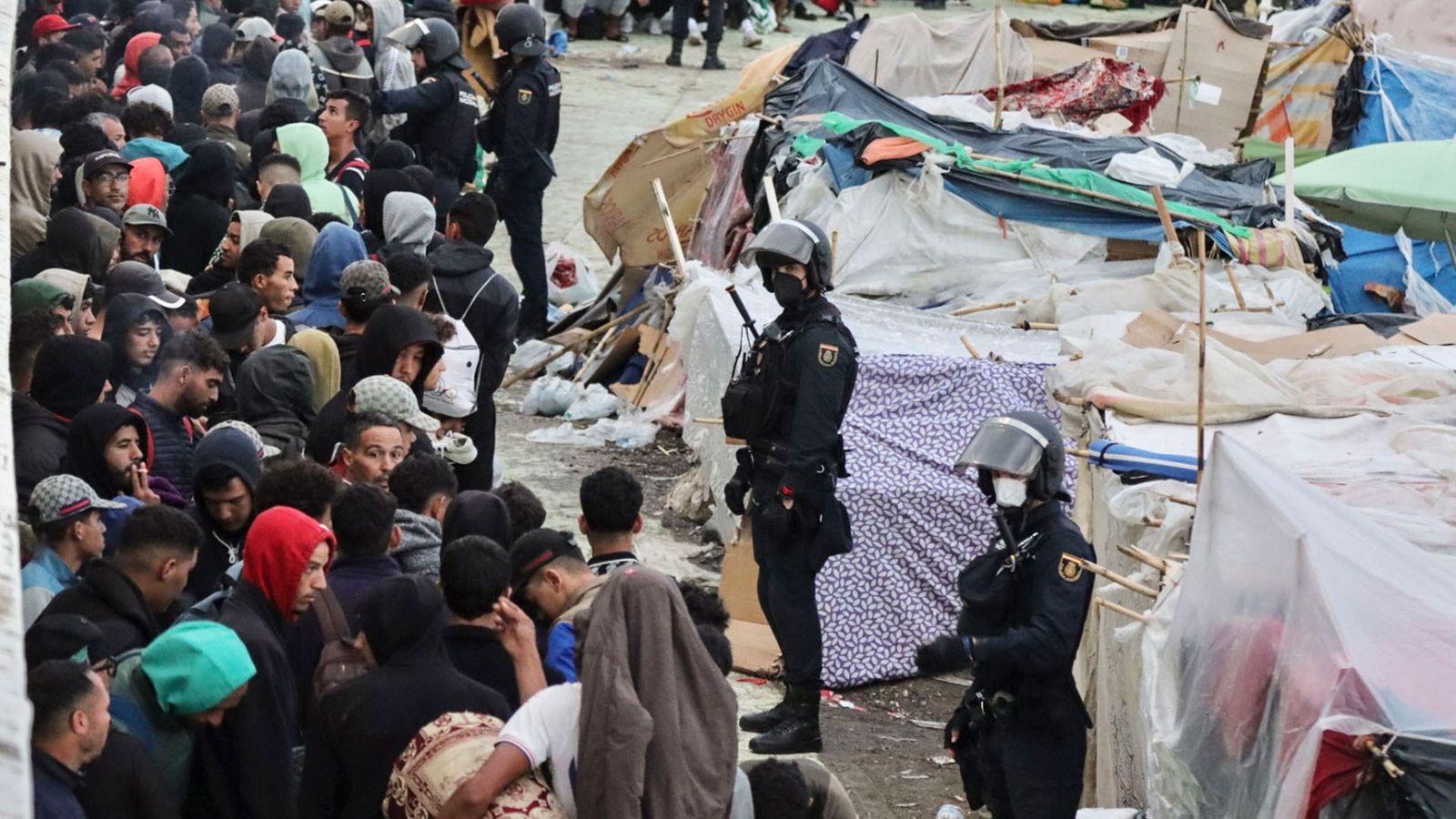Dos meses de crisis en Ceuta