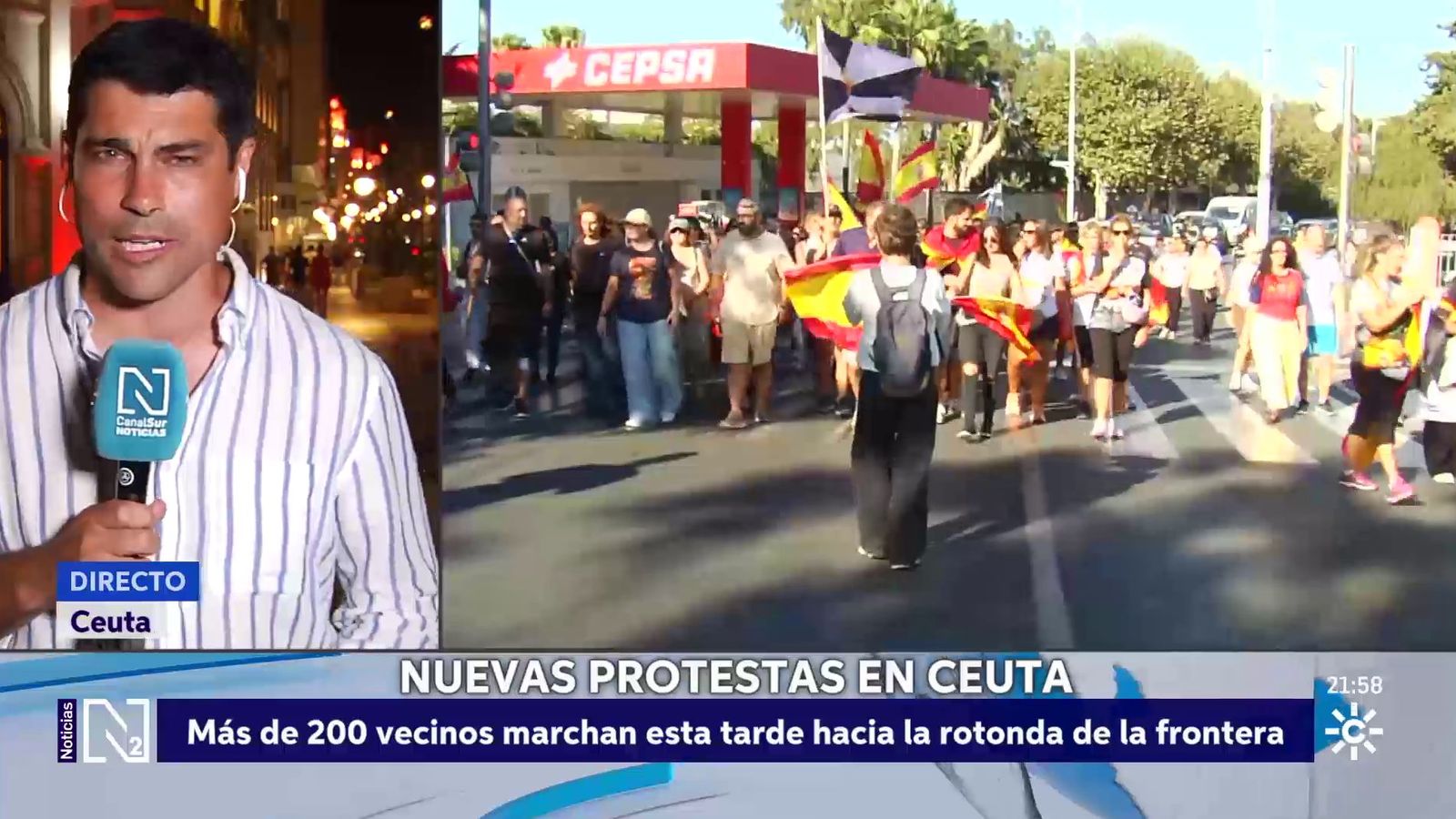 Manifestación espotánea en Ceuta pidiendo unidad