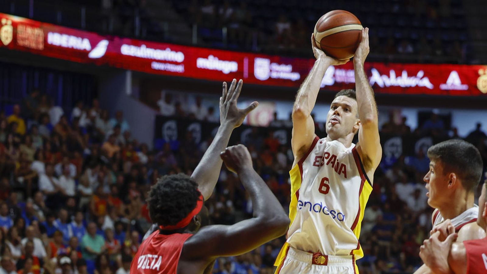 López Arostegui amistoso selección española baloncesto