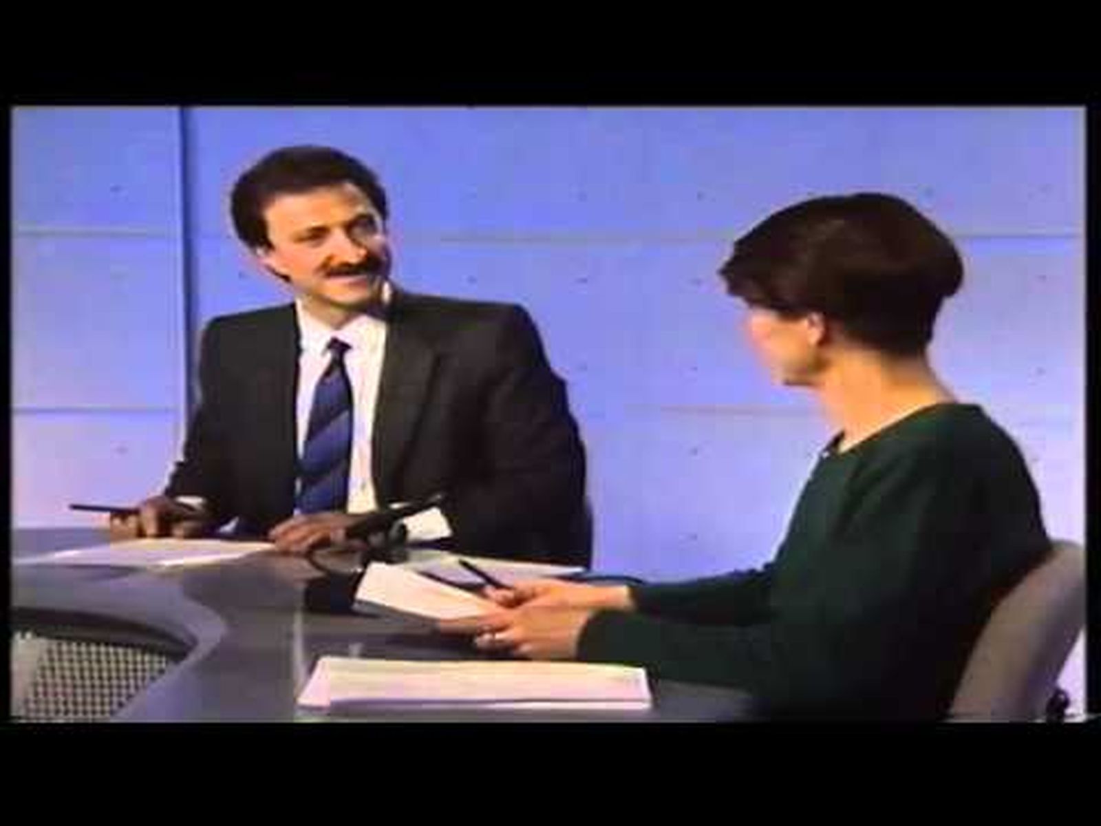 Los primeros redactores de Canal Sur Televisión (1989): Paco Lobatón presentador y director