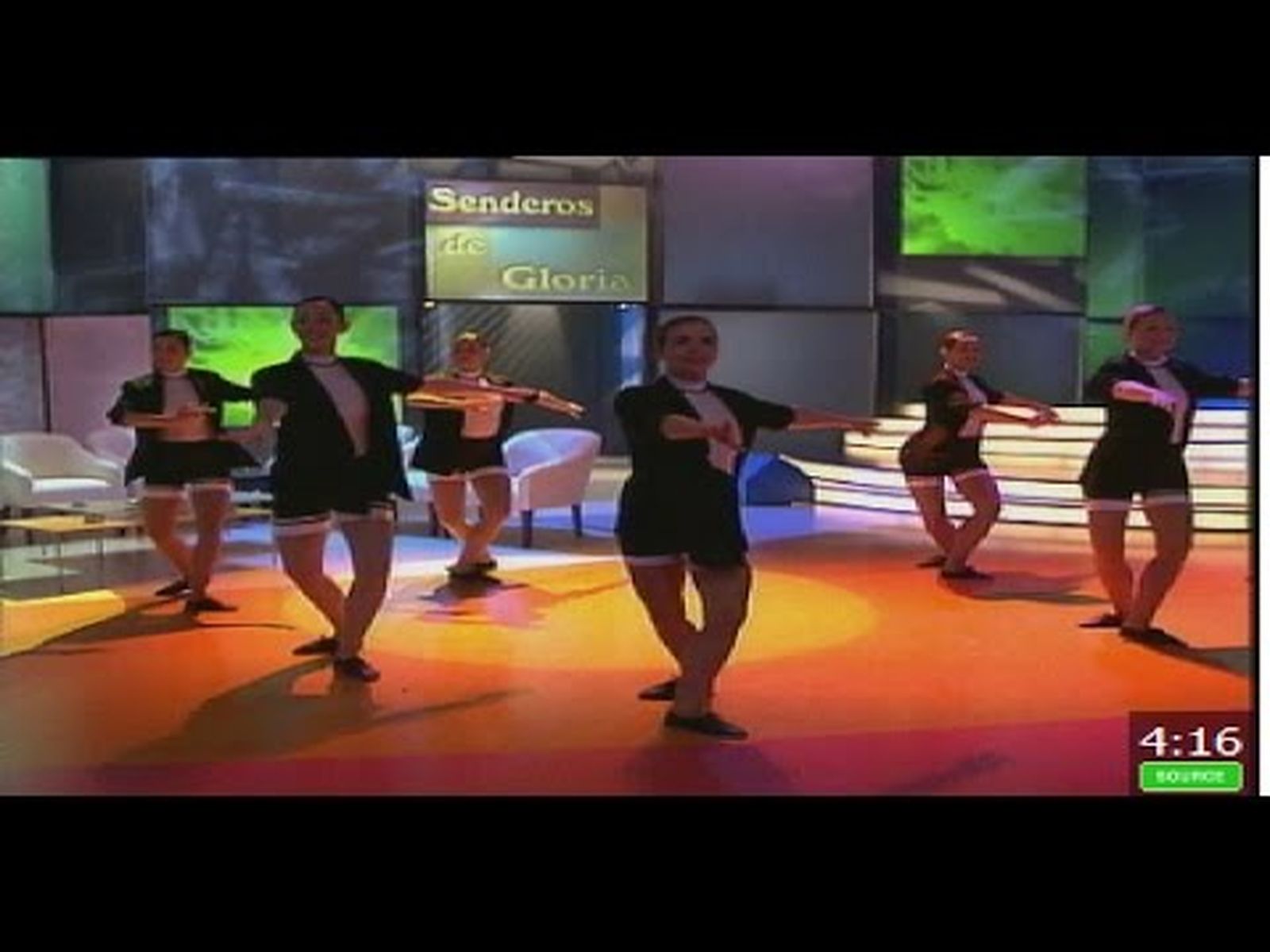Ballet clásico de Maruja Caracuel en Senderos de Gloria (2002)