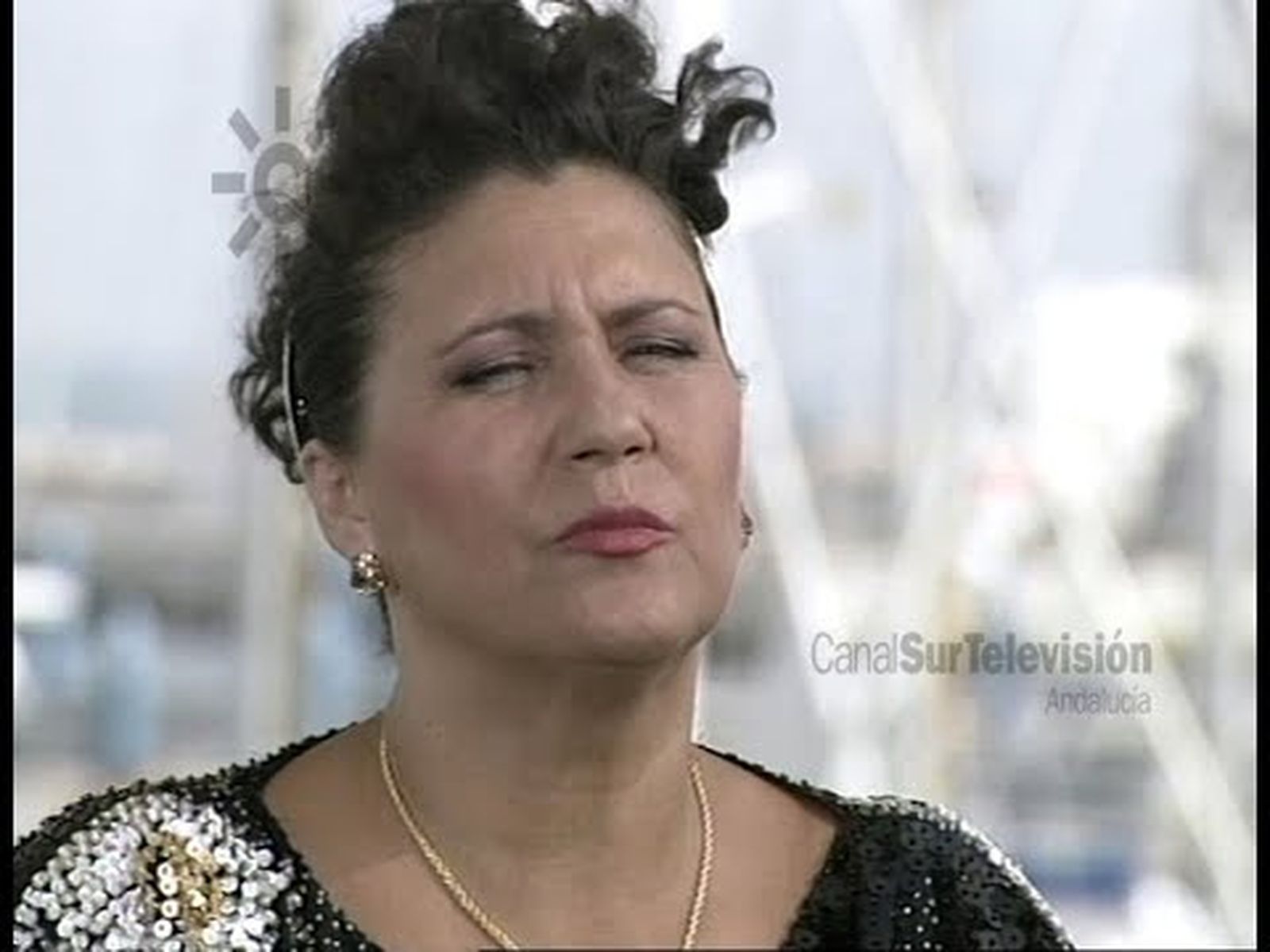 Perlita de Huelva por fandangos “Si no mediara el dinero”| Flamenco en Canal Sur
