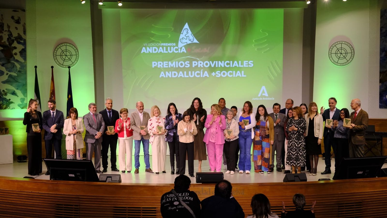 premio más social foto familia