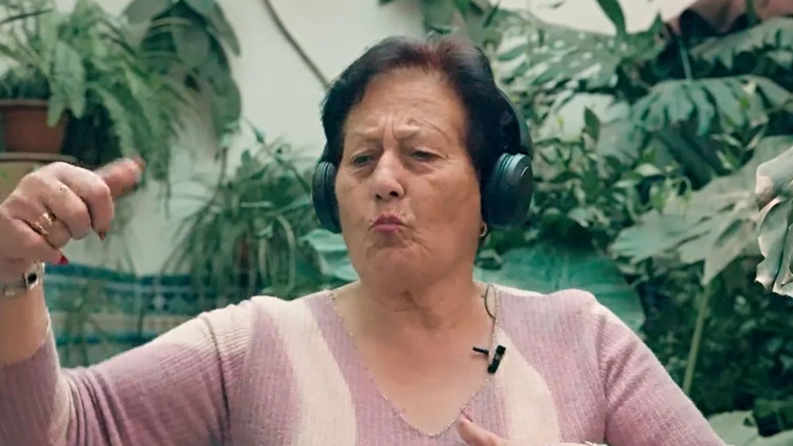 La tarde aquí y ahora mari abuela tecno
