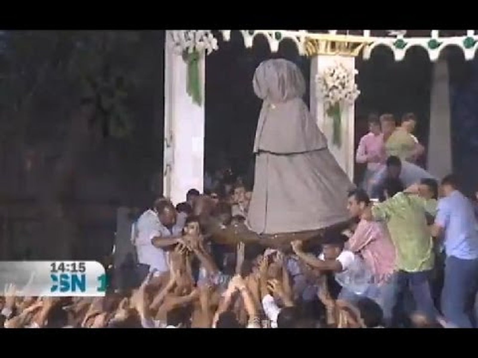 La Virgen del Rocío regresa a la Aldea (2013)