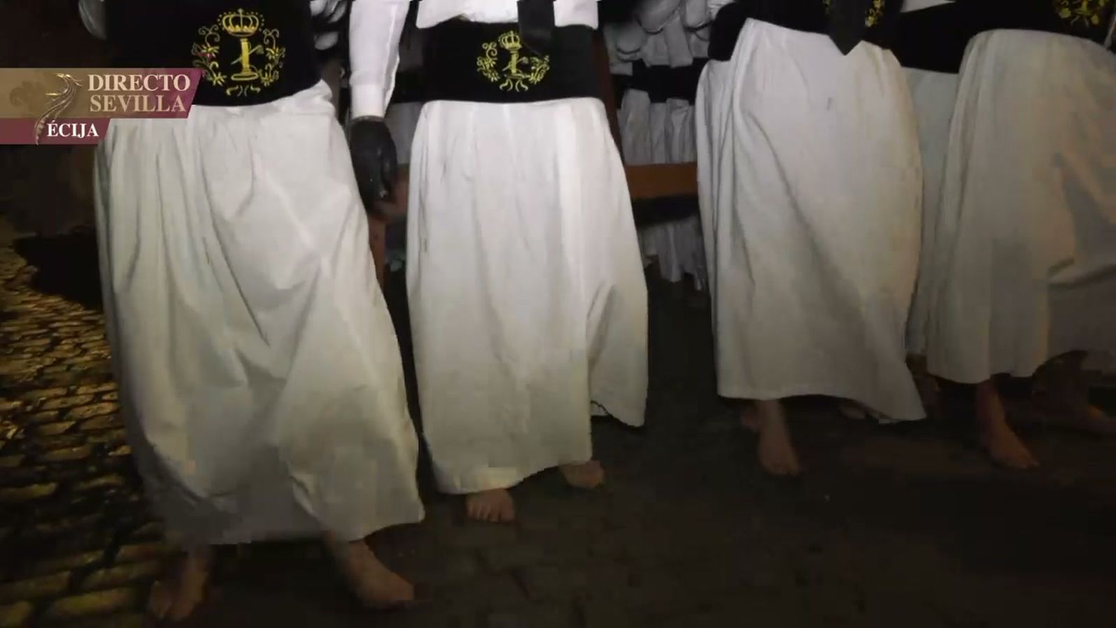 Jueves Santo Semana Santa Écija Cristo Confalón costaleros tapa