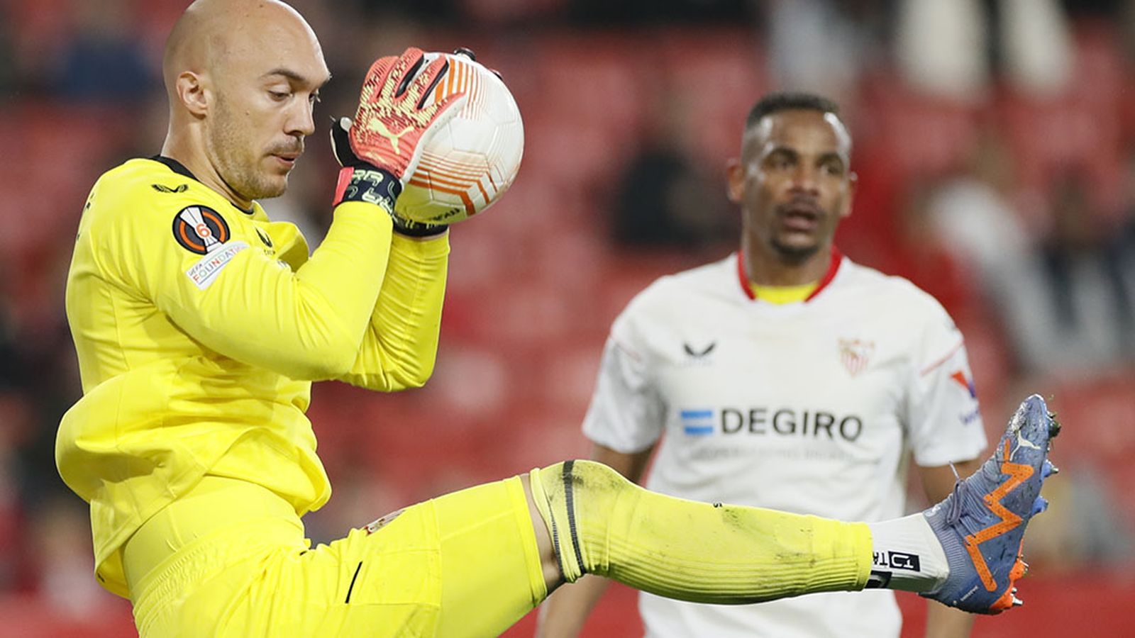El Sevilla vence al Fenerbahce