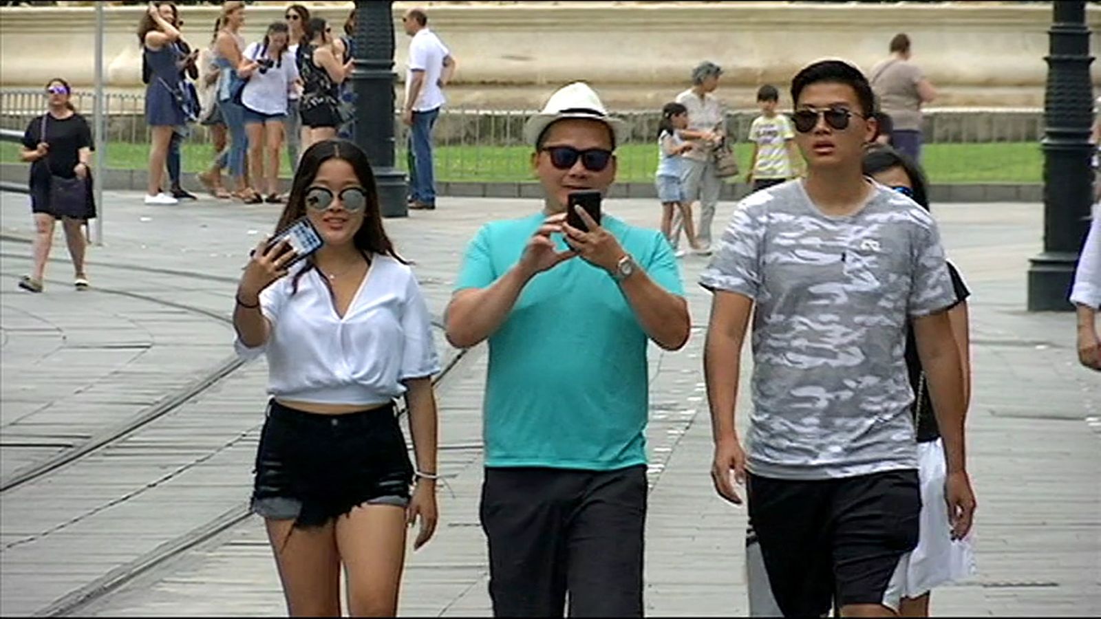 Crecimiento más lento visitas de turistas extranjeros