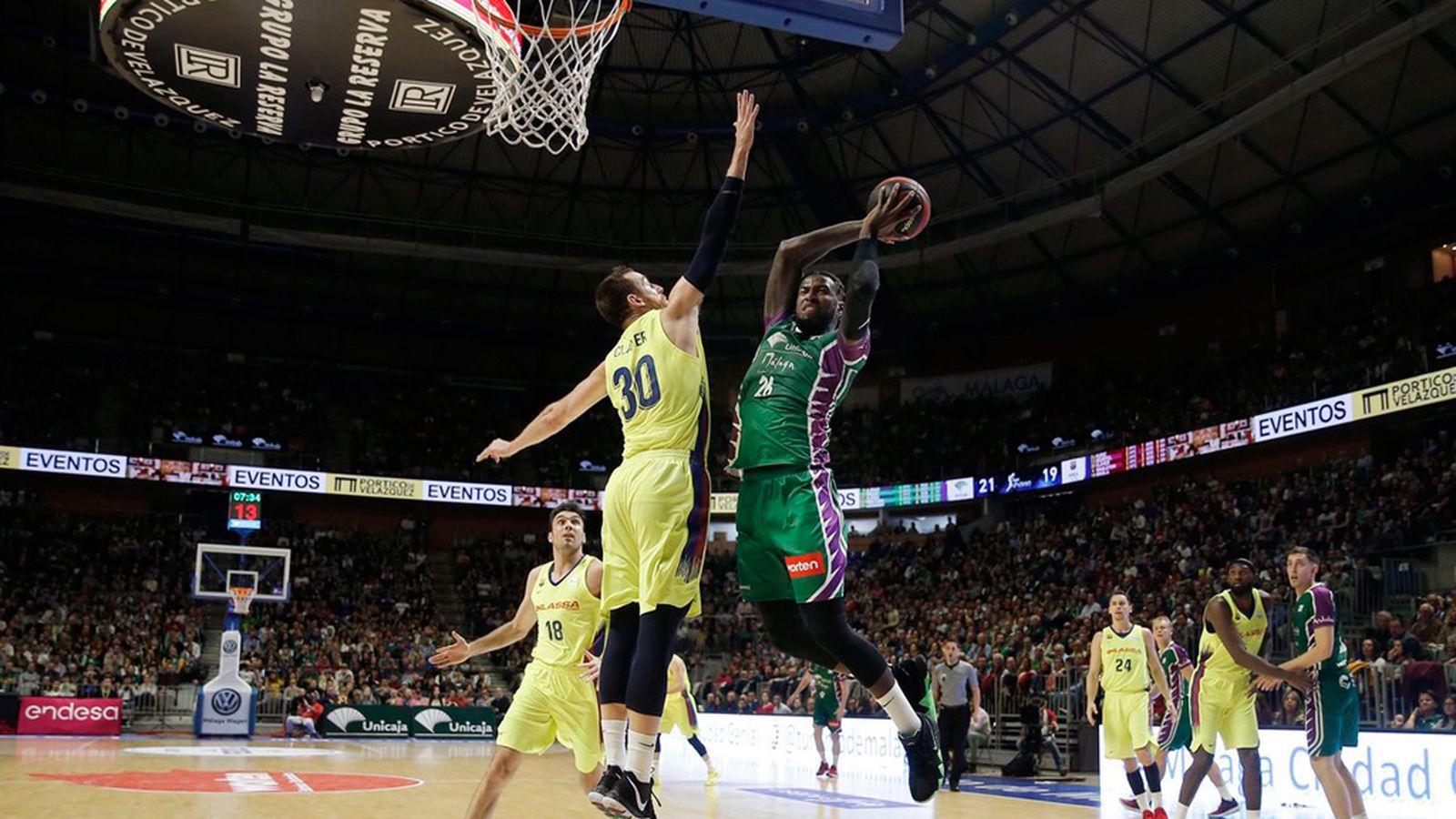 Unicaja Barcelona 1024