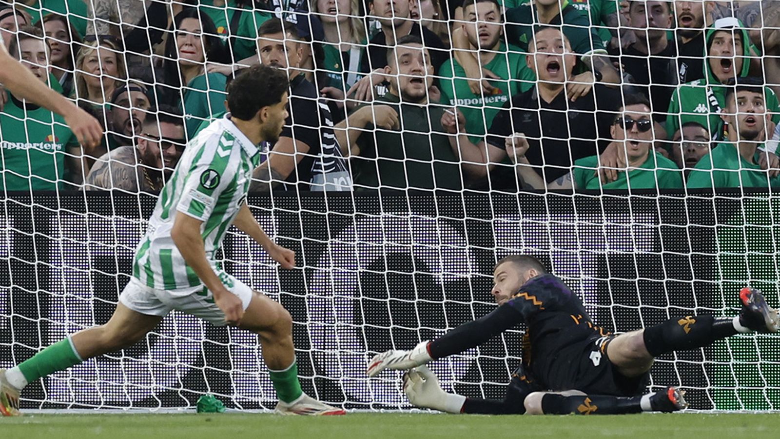 Abde marca para el Betis