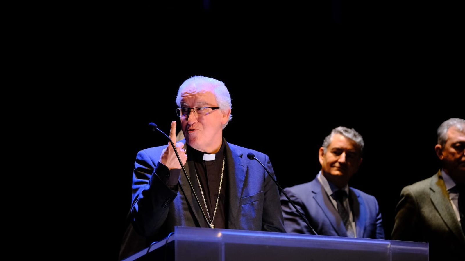 EL LLAMADOR ARZOBISPO DISCURSO COMUNICACIÓN