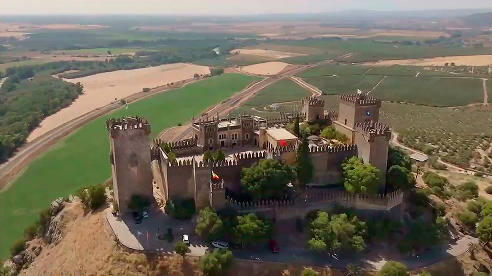 Descubre el castillo que deslumbró a Hollywood en Almodóvar del Rio
