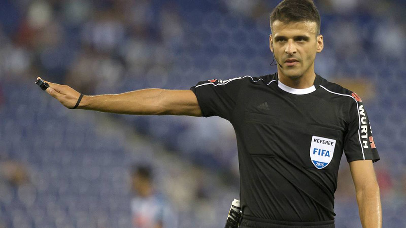 arbitro 1024 gil manzano